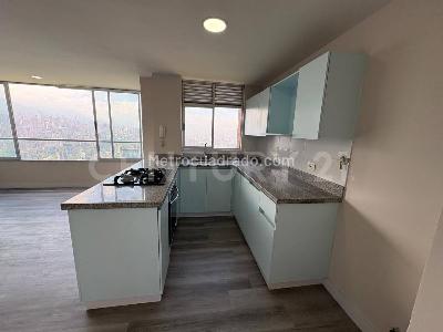 Apartamento de 2 alcobas en venta en Medellin, Medellín, 74 m² · foto 4 de 20