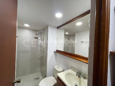 Apartamento de 3 alcobas en venta en Los Alpes, Medellín, 70 m² · foto 16 de 19