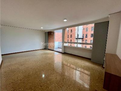 Apartamento en venta en Milla De Oro, Medellín · foto 2 de 10