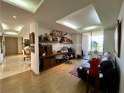 Apartamento en venta en El Tesoro, Medellín · foto 2 de 12