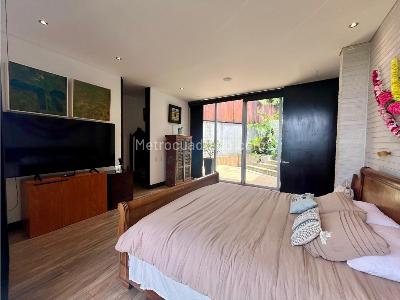Casa de 4 alcobas en venta en Las Palmas, Medellín, 940 m² · foto 6 de 13