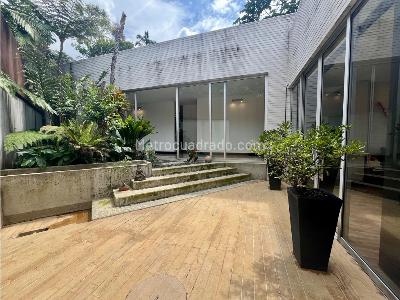 Casa de 4 alcobas en venta en Las Palmas, Medellín, 940 m² · foto 9 de 13