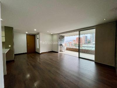 Apartamento de 2 alcobas en venta en Los Balsos, Medellín, 121 m² · foto 3 de 20