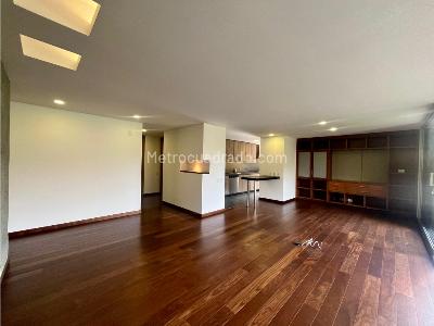 Apartamento de 2 alcobas en venta en Vizcaya, Medellín, 167 m² · foto 2 de 15