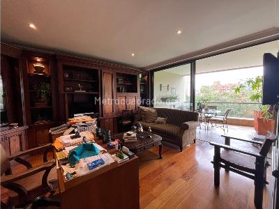 Apartamento en venta en El Poblado, Medellín · foto 5 de 12