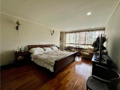 Apartamento en venta en El Poblado, Medellín · foto 7 de 12