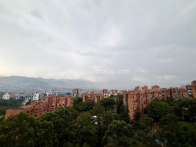 Apartamento de 2 alcobas en venta en Transversal Inferior, Medellín, 103 m² · foto 7 de 9