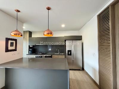 Apartamento de 3 alcobas en venta en Transversal Inferior, Medellín, 143 m² · foto 8 de 12