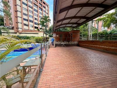 Apartamento de 3 alcobas en venta en Los Parra, Medellín, 135 m² · foto 7 de 8