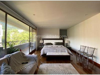 Apartamento de 3 alcobas en venta en Las Santas, Medellín, 320 m² · foto 8 de 8