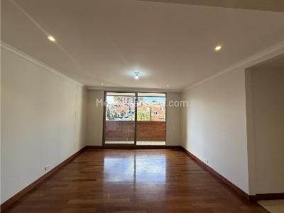 Apartamento de 4 alcobas en venta en Loma De Los Gonzalez, Medellín, 240 m² · foto 13 de 17