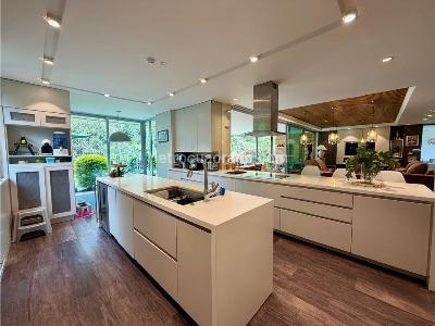 Casa de 4 alcobas en venta en Alto De Las Palmas, Medellín, 465 m² · foto 11 de 15
