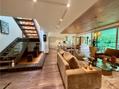 Casa de 4 alcobas en venta en Alto De Las Palmas, Medellín, 465 m² · foto 4 de 15