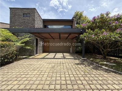 Casa de 3 alcobas en venta en Llanogrande, Rionegro, 215 m² · foto 17 de 19