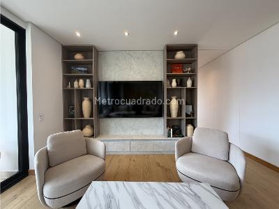 Apartamento de 3 alcobas en venta en La Calera, Medellín, 234 m² · foto 2 de 19