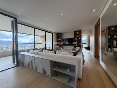 Apartamento de 3 alcobas en venta en La Calera, Medellín, 234 m² · foto 5 de 19