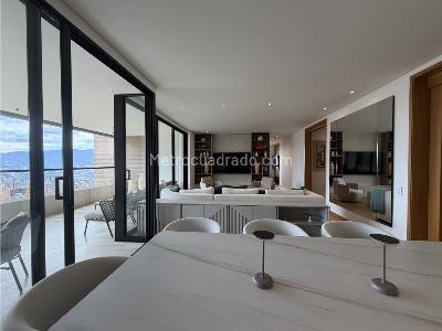 Apartamento de 3 alcobas en venta en La Calera, Medellín, 234 m² · foto 7 de 19