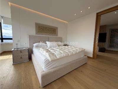 Apartamento de 3 alcobas en venta en La Calera, Medellín, 234 m² · foto 15 de 19