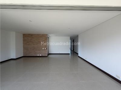 Apartamento de 3 alcobas en venta en Los Parra, Medellín, 163 m² · foto 4 de 17
