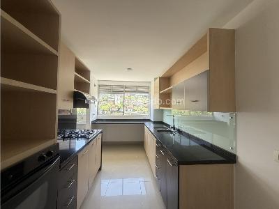 Apartamento de 3 alcobas en venta en Los Parra, Medellín, 163 m² · foto 9 de 17