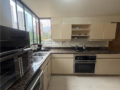 Apartamento en venta en El Campestre, Medellín · foto 12 de 20