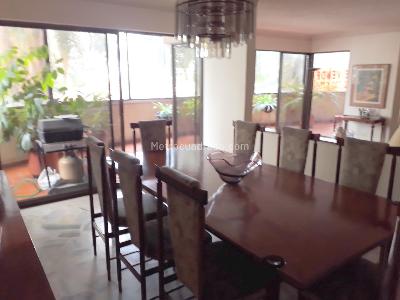 Apartamento de 3 alcobas en venta en Varsalles, Cali, 200 m² · foto 10 de 13