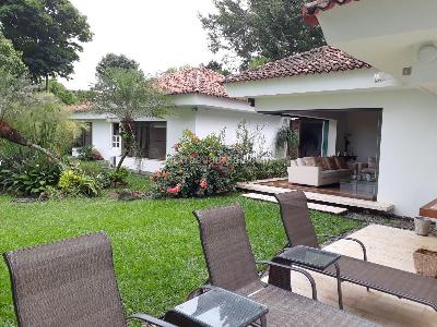 Casa de 4 alcobas en venta en Pance, Cali, 500 m² · foto 2 de 16