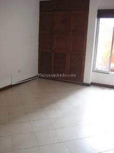 Apartamento de 3 alcobas en venta en Normandia, Cali, 100 m² · foto 2 de 13