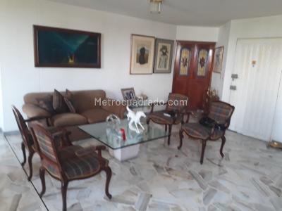 Apartamento de 3 alcobas en venta en Versalles, Cali, 150 m² · foto 12 de 14
