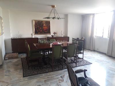 Apartamento de 3 alcobas en venta en Versalles, Cali, 150 m² · foto 7 de 14