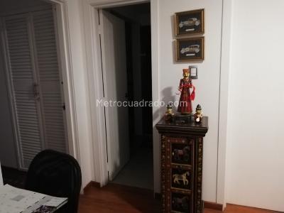 Apartamento de 2 alcobas en venta en Santa Rosa, Cali, 131 m² · foto 11 de 18