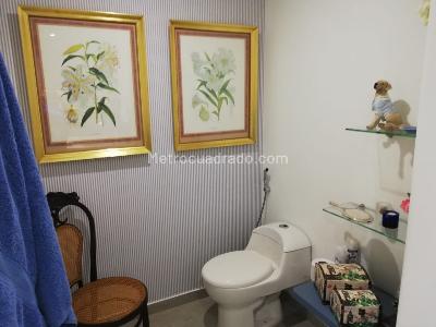 Apartamento de 2 alcobas en venta en Santa Rosa, Cali, 131 m² · foto 8 de 18