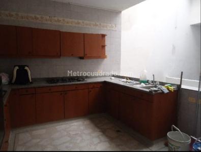 Casa de 4 alcobas en venta en Normandia, Cali, 1373 m² · foto 11 de 16