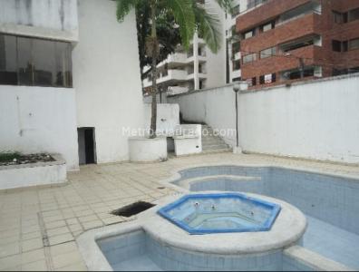 Casa de 4 alcobas en venta en Normandia, Cali, 1373 m² · foto 13 de 16