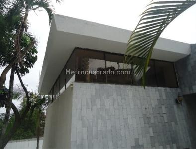Casa de 4 alcobas en venta en Normandia, Cali, 1373 m² · foto 7 de 16