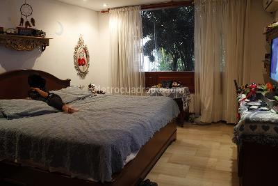 Casa de 5 alcobas en venta en Pegada A La San Joaquin, Cali, 900 m² · foto 15 de 20