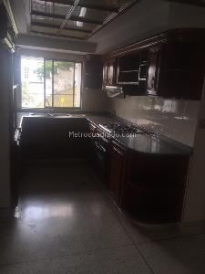 Casa de 5 alcobas en venta en Altos De Ciudad Jardin, Cali, 404 m² · foto 16 de 19