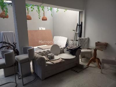 Casa de 5 alcobas en venta en Granada Comercial, Cali, 530 m² · foto 13 de 20
