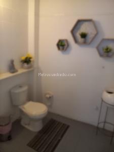 Casa de 5 alcobas en venta en Granada Comercial, Cali, 530 m² · foto 14 de 20