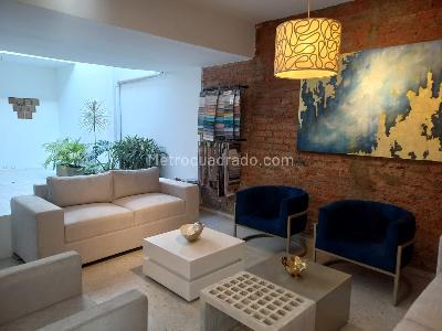 Casa de 5 alcobas en venta en Granada Comercial, Cali, 530 m² · foto 3 de 20