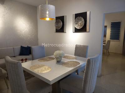 Casa de 5 alcobas en venta en Granada Comercial, Cali, 530 m² · foto 17 de 20