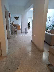 Casa de 5 alcobas en venta en Granada Comercial, Cali, 530 m² · foto 2 de 20