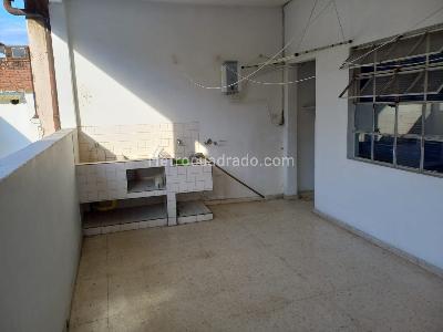 Casa de 5 alcobas en venta en Granada Comercial, Cali, 530 m² · foto 4 de 20