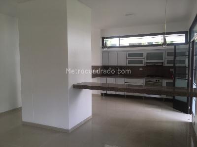 Casa de 4 alcobas en venta en Alameda, Cali, 338 m² · foto 20 de 20