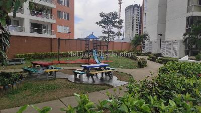 Apartamento de 2 alcobas en venta en Valle Del Lili, Cali, 82 m² · foto 5 de 20