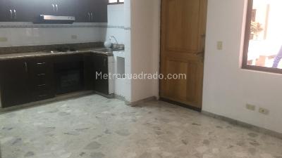 Apartamento en venta en Departamental, Cali · foto 2 de 14