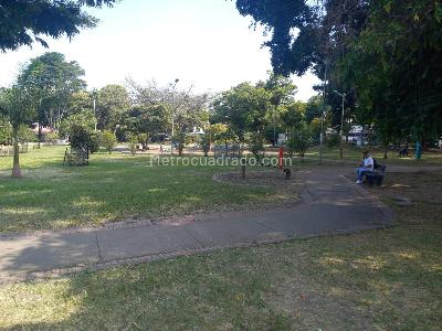 Casa de 4 alcobas en venta en Parque La Flora, Cali, 425 m² · foto 20 de 20
