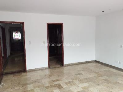 Apartamento de 2 alcobas en venta en Cali El Peñon, Cali, 162 m² · foto 3 de 18