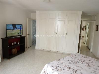 Apartamento de 3 alcobas en venta en Granada, Cali, 138 m² · foto 3 de 11