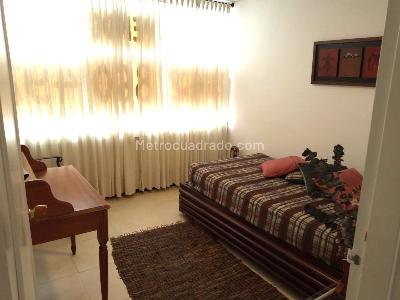 Apartamento de 3 alcobas en venta en Granada, Cali, 138 m² · foto 7 de 11